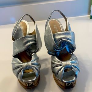 Fendi platform Silver sandals sz 36